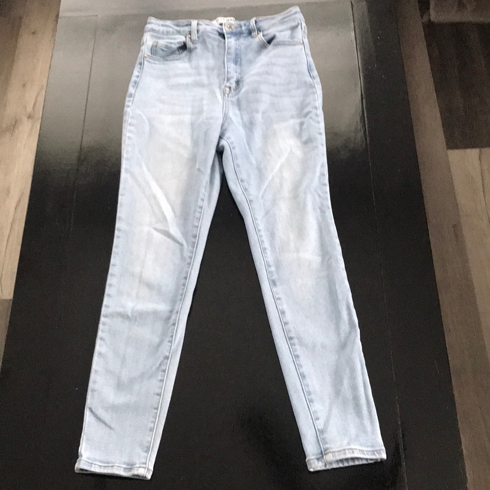 High-Rise Light Blue Women’s Skinny Jeans